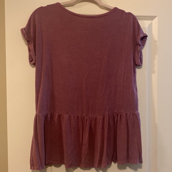 American Eagle womens short sleeve top in size XS - Picture 3 of 3